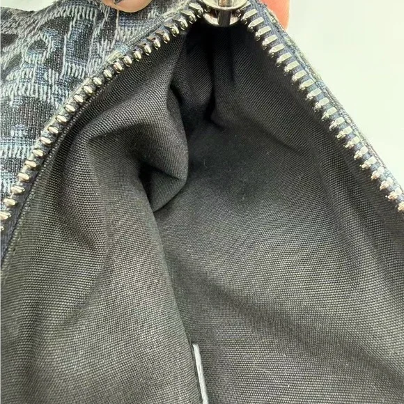 Dior Black and Gray Patterned Belt Bag - Picture 7 of 11